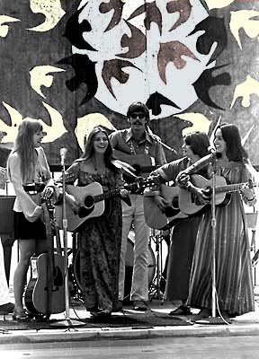 [Photo:Joni Mitchell Judy Collins Joan Baez]