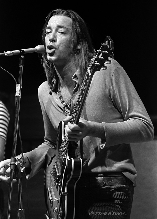 [Photo of Boz Scaggs]