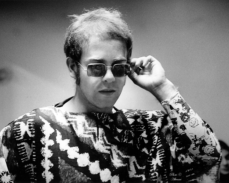 Photo- Elton John - San Francisco Civic Center - May 5, 1971