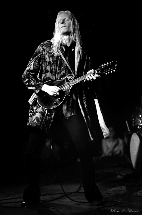 Portrait-Johnny Winter